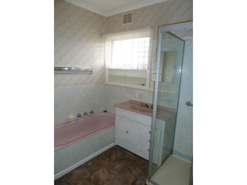 79 North Road, Avondale Heights VIC 3034