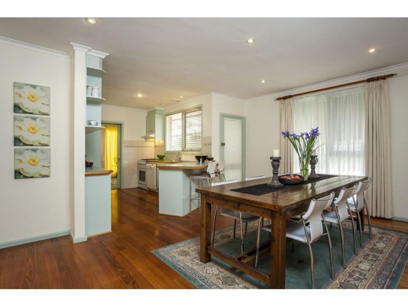 86 Noga Avenue, Keilor East VIC 3033