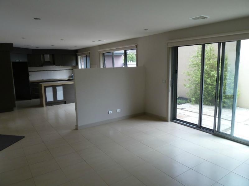 175A Military Road, Avondale Heights VIC 3034