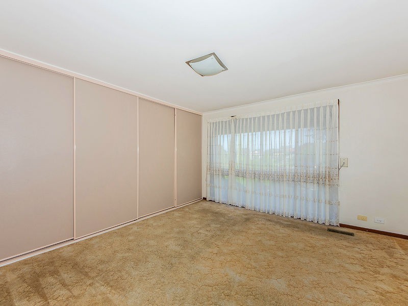 14 Christina Court, Avondale Heights VIC 3034