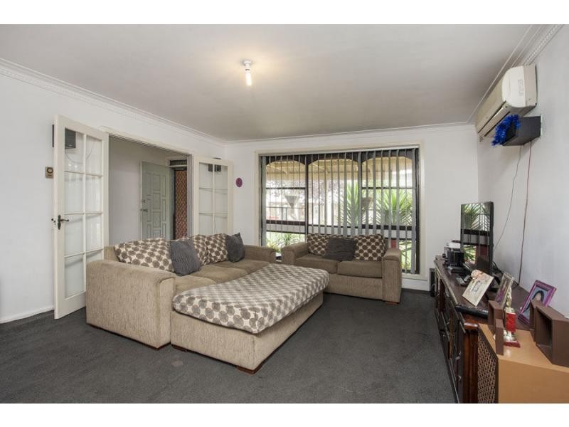 22 Arcade Way, Avondale Heights VIC 3034