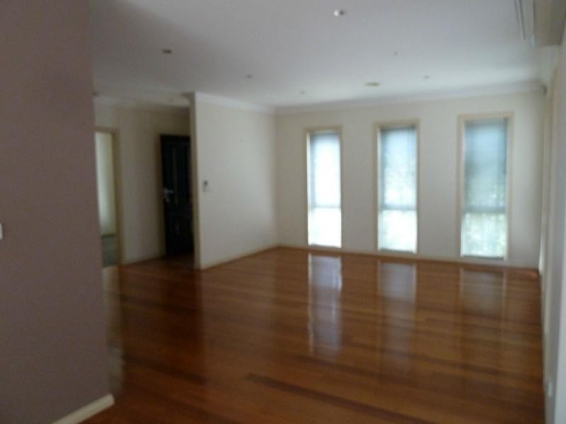 2/37 Quinn Grove, Keilor East VIC 3033