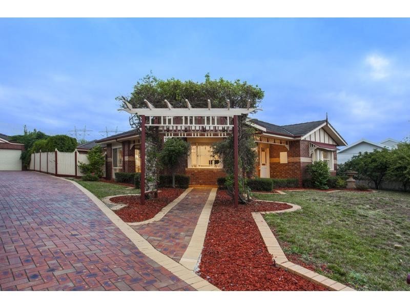 39 Sovereign Way, Hillside VIC 3037