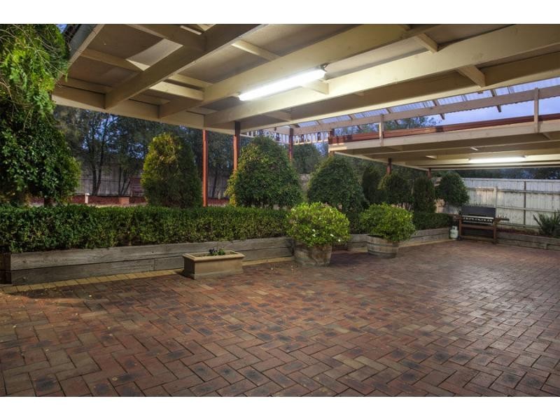 39 Sovereign Way, Hillside VIC 3037