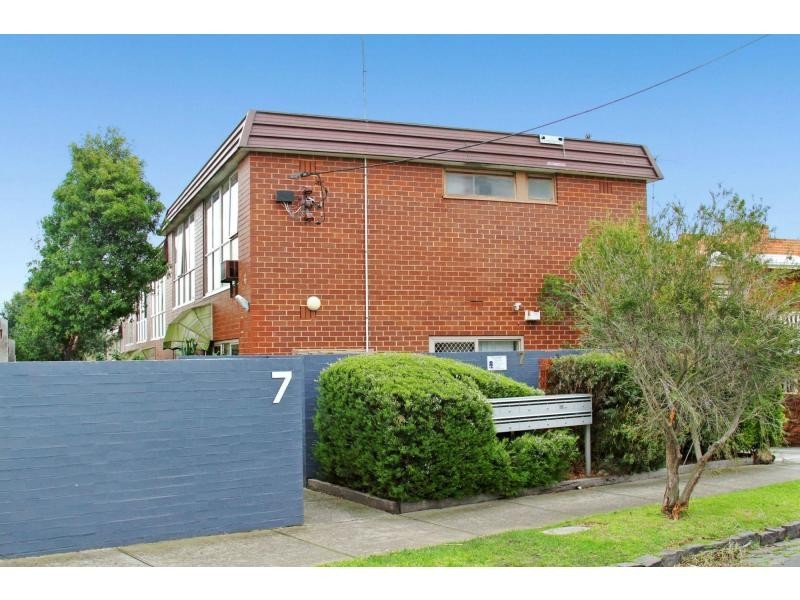 6/7 Egginton Street, Brunswick West VIC 3055