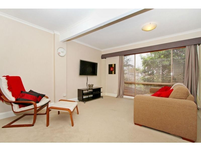 6/7 Egginton Street, Brunswick West VIC 3055