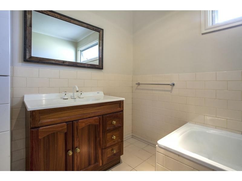 47 Rogerson Street, Avondale Heights VIC 3034