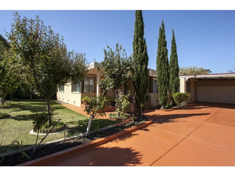 103 Sterling Drive, Keilor East VIC 3033