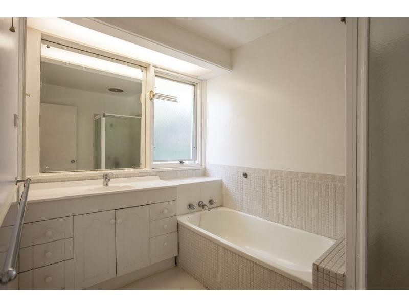 103 Sterling Drive, Keilor East VIC 3033