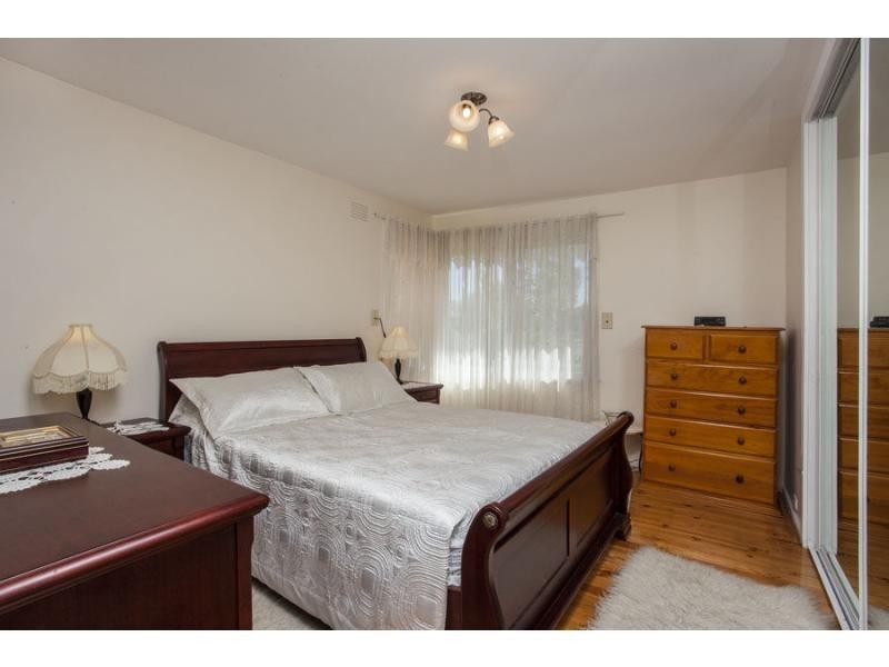 103 Sterling Drive, Keilor East VIC 3033