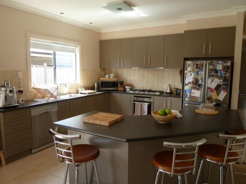 35 Ultimo Drive, Taylors Hill VIC 3037