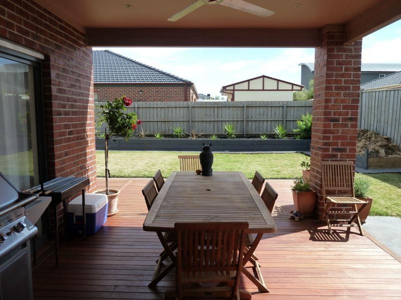 35 Ultimo Drive, Taylors Hill VIC 3037