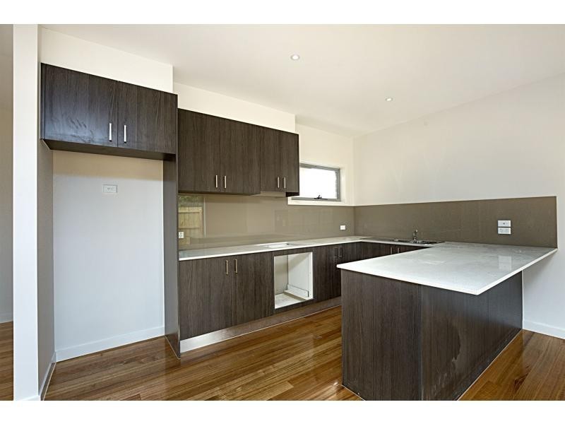 2/552 Fullarton Road, Keilor Park VIC 3042
