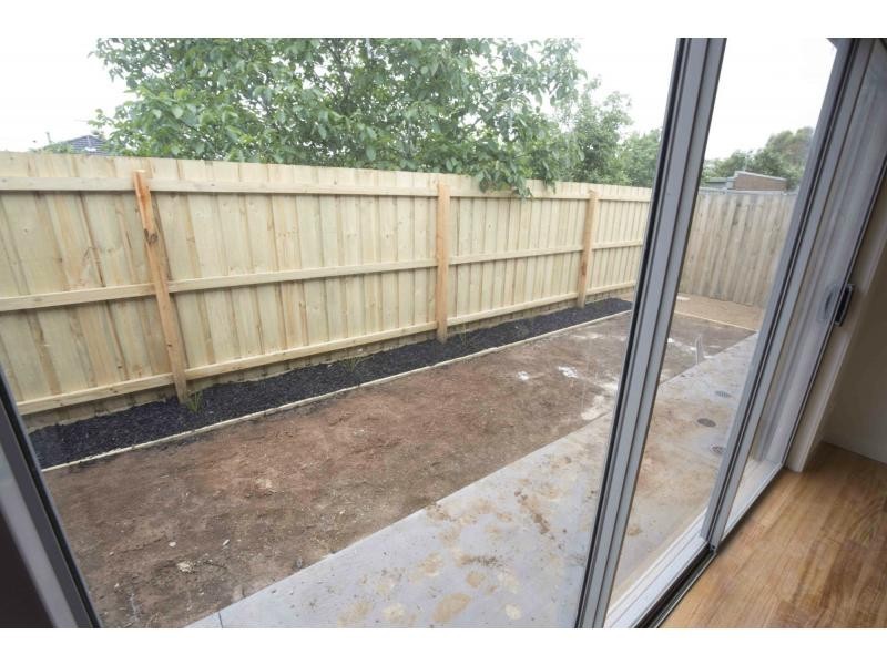 2/552 Fullarton Road, Keilor Park VIC 3042
