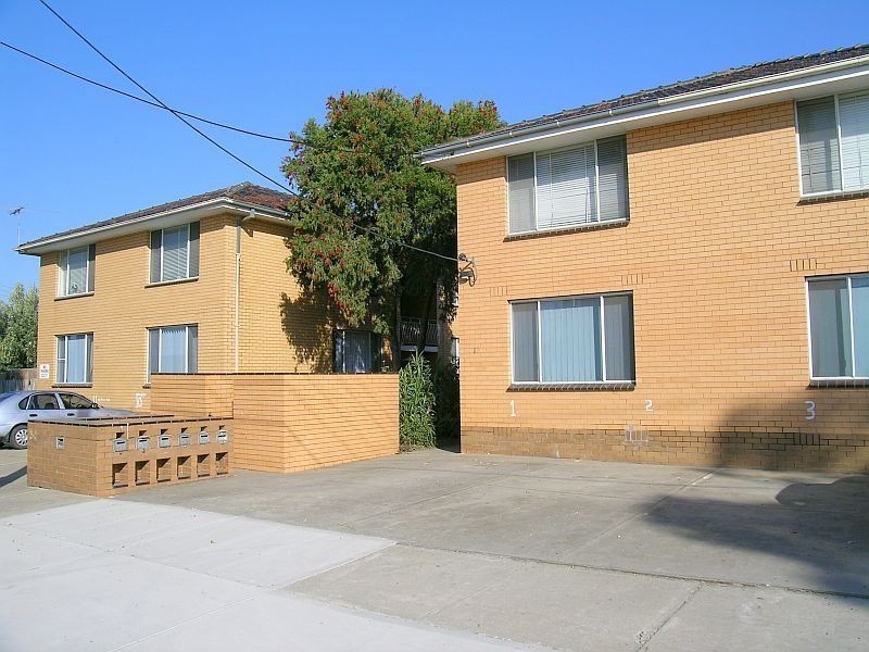 4/18-20 Marsden Crescent, St Albans VIC 3021
