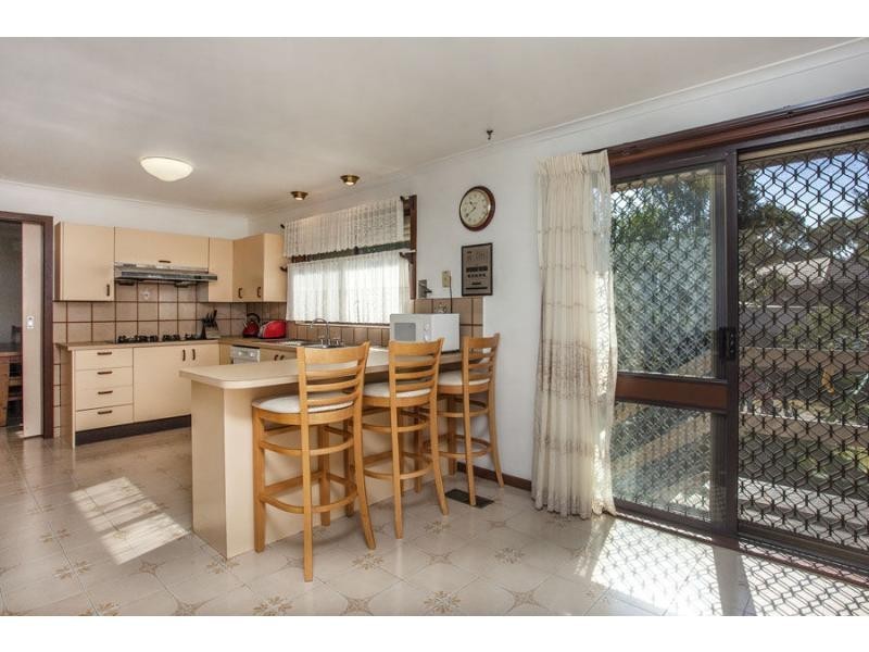 14 Christina Court, Avondale Heights VIC 3034