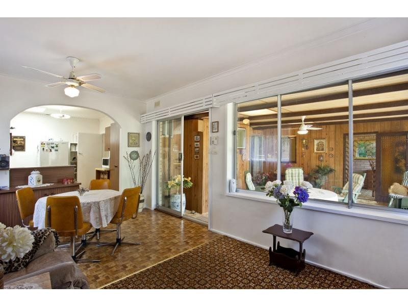 57 Riverside Avenue, Avondale Heights VIC 3034