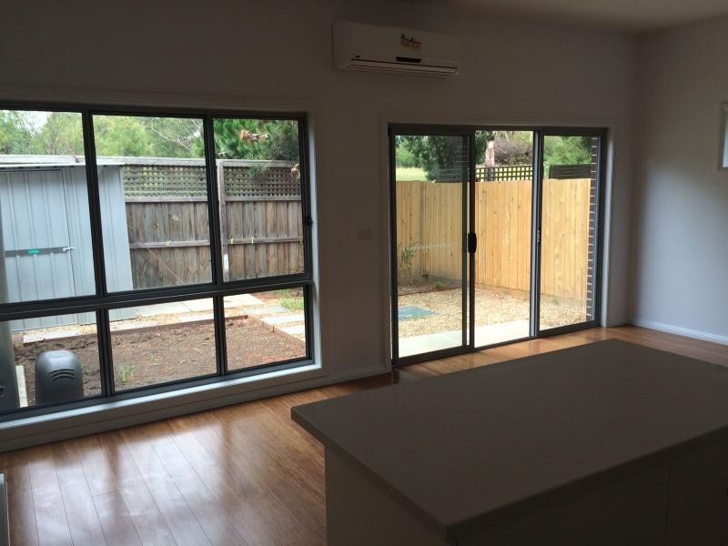2/7 Main Street, Pascoe Vale VIC 3044