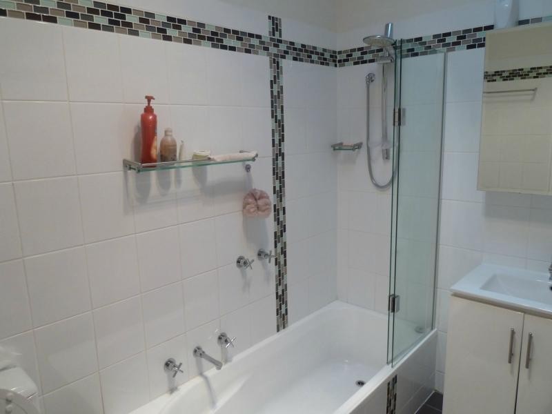 63 Thompson Street, Avondale Heights VIC 3034