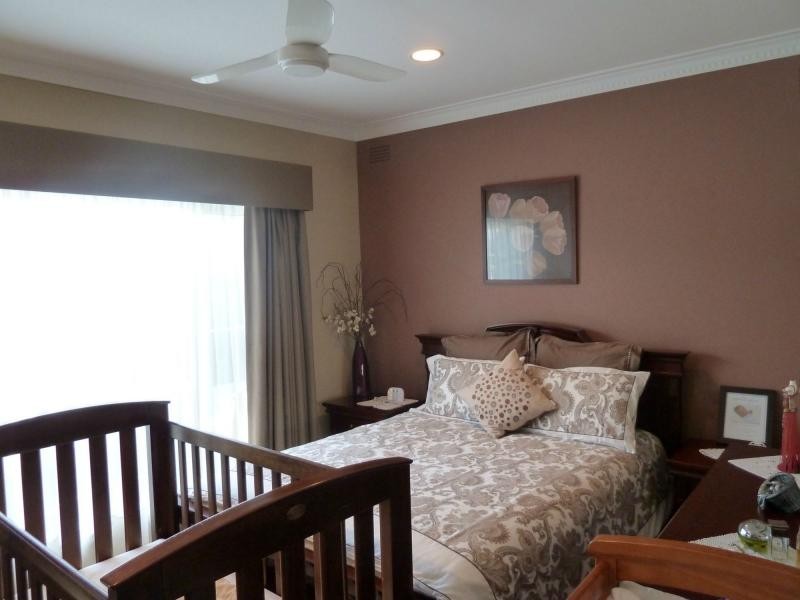 63 Thompson Street, Avondale Heights VIC 3034