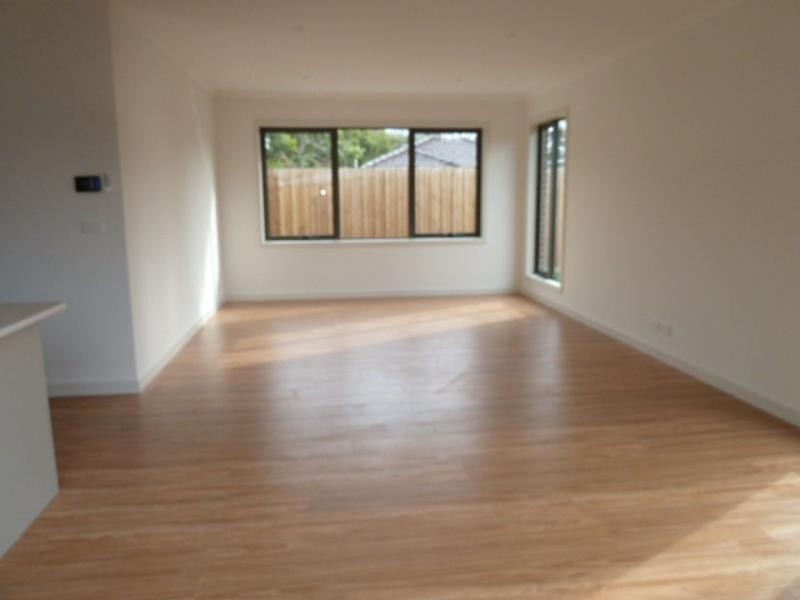 3/15 Cressswold Avenue, Avondale Heights VIC 3034