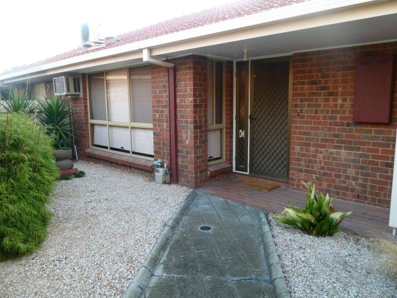 6/18-22 San Remo Drive, Avondale Heights VIC 3034