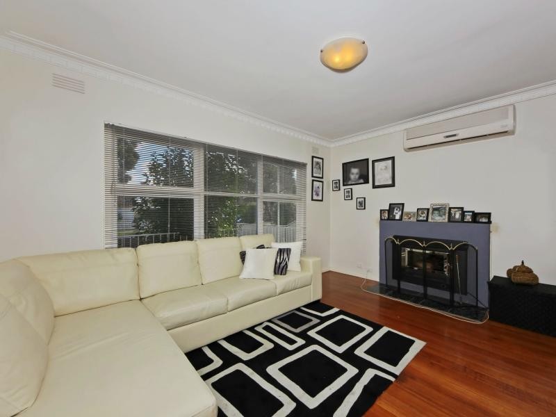 38 Hanley Street, Avondale Heights VIC 3034