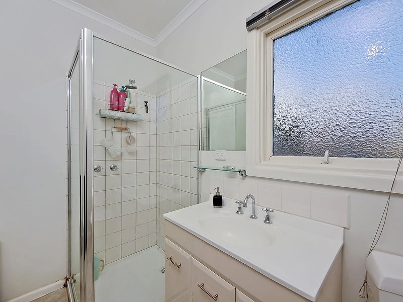 38 Hanley Street, Avondale Heights VIC 3034