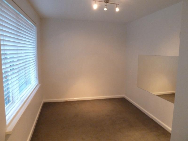 12/122 Beaconsfield Parade, Albert Park VIC 3206