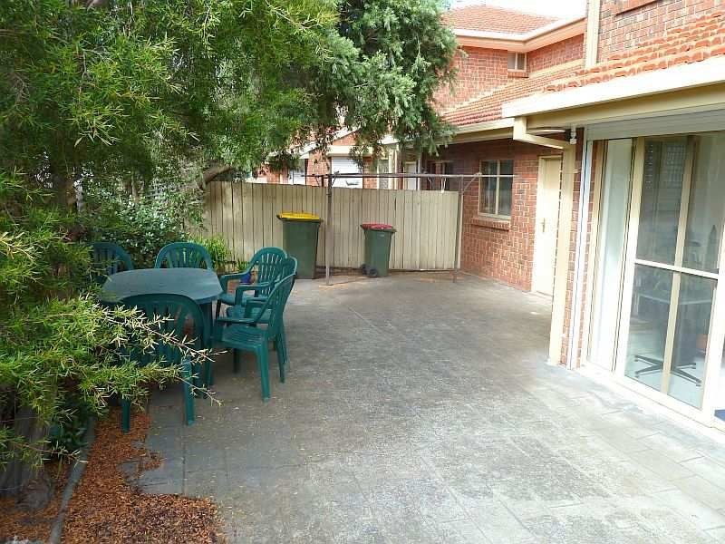 3/18-22 San Remo Drive, Avondale Heights VIC 3034