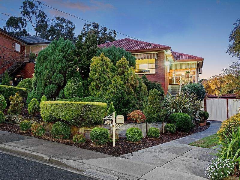 24 Brentwood Drive, Avondale Heights VIC 3034
