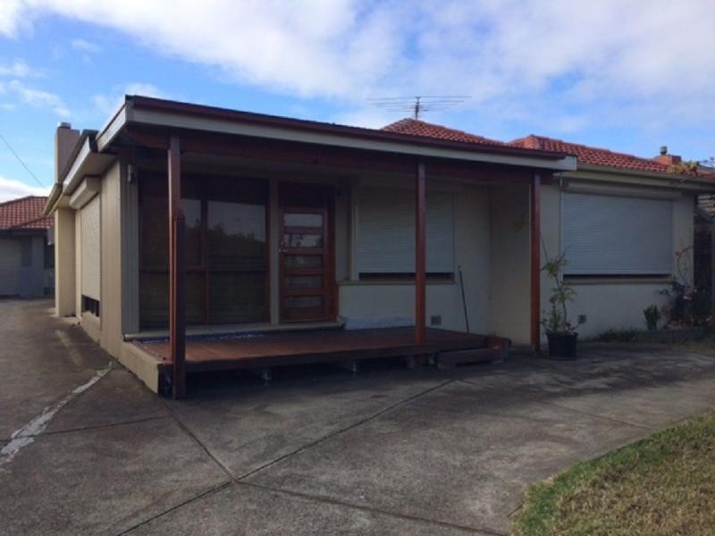 1/12 Doyle Street, Avondale Heights VIC 3034