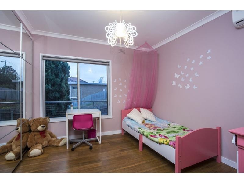 21 Thompson Street, Avondale Heights VIC 3034