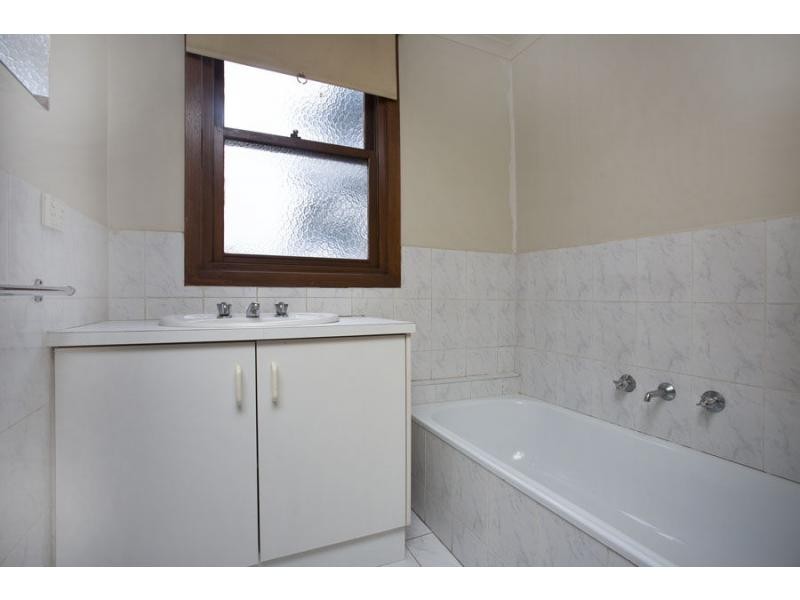 13 Chapman Street, North Melbourne VIC 3051