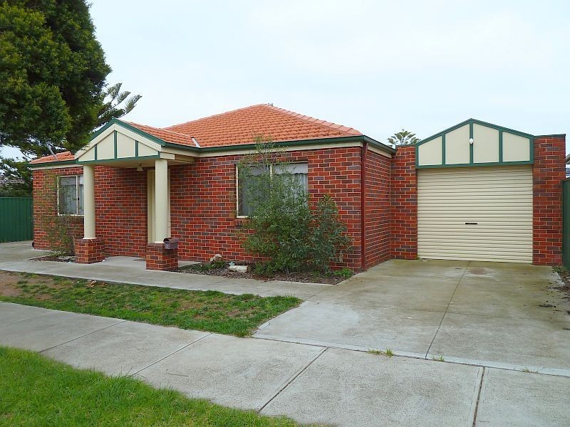 81 Thompson Street, Avondale Heights VIC 3034