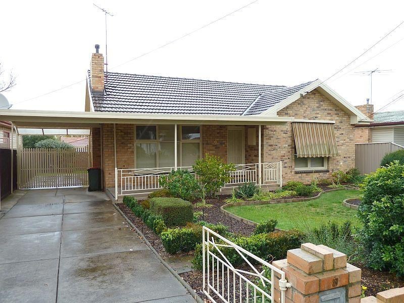 9 Hanley Street, Avondale Heights VIC 3034