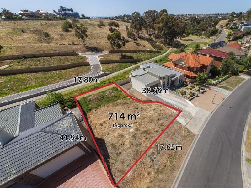 109 Templewood Crescent, Avondale Heights VIC 3034