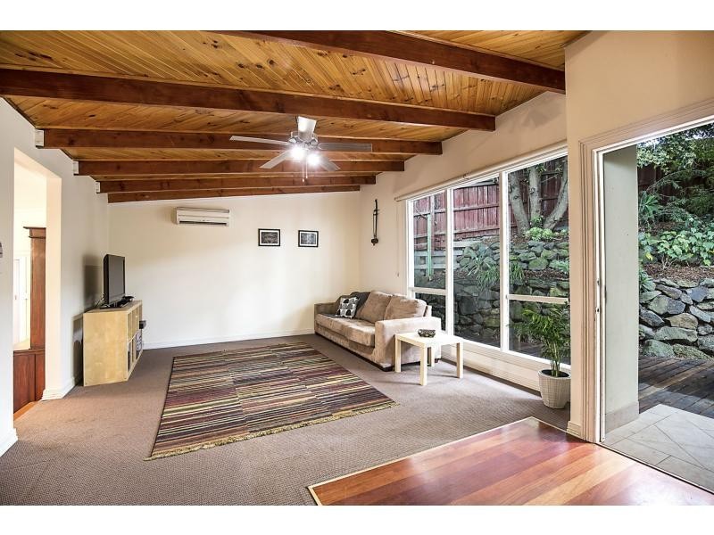 29 Barbara Crescent, Avondale Heights VIC 3034