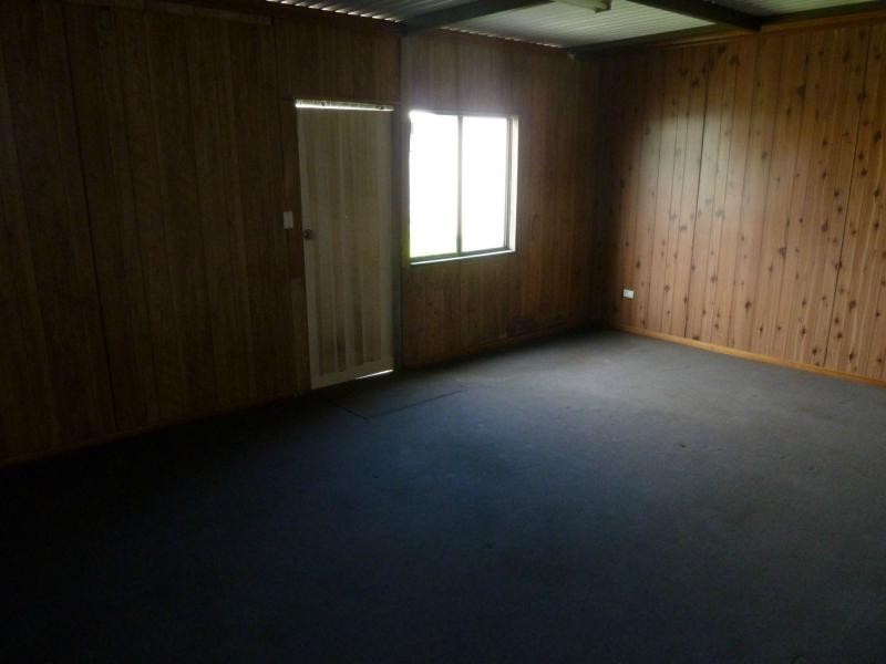 25 Skewes Street, Avondale Heights VIC 3034