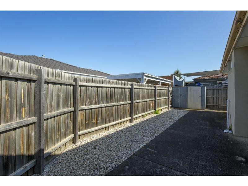 9 Arcade Way, Avondale Heights VIC 3034
