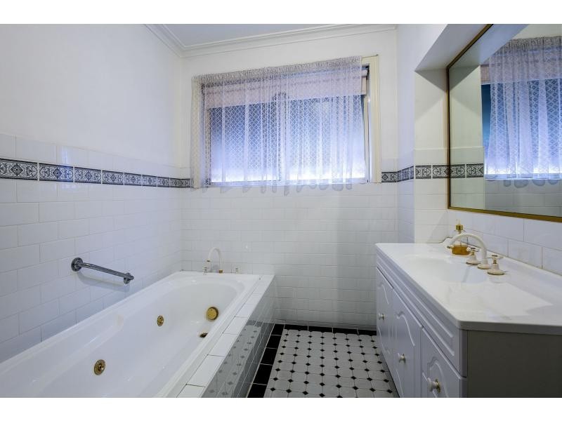 1/45 Grandview Road, Niddrie VIC 3042