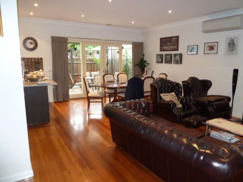 68 Deutscher Street, Avondale Heights VIC 3034