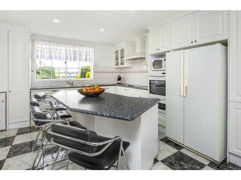 23 Brown Street, Avondale Heights VIC 3034