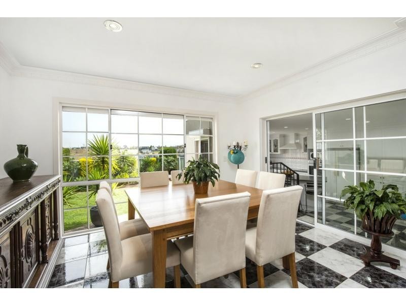 23 Brown Street, Avondale Heights VIC 3034