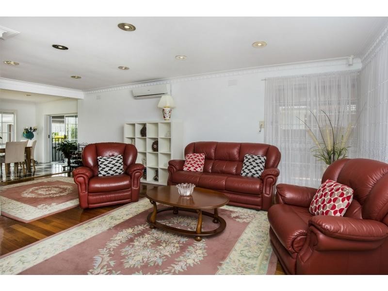 23 Brown Street, Avondale Heights VIC 3034