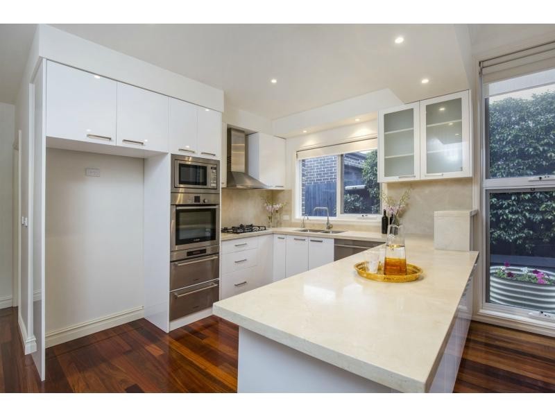 7 Edmonds Court, Avondale Heights VIC 3034