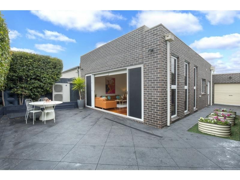 7 Edmonds Court, Avondale Heights VIC 3034