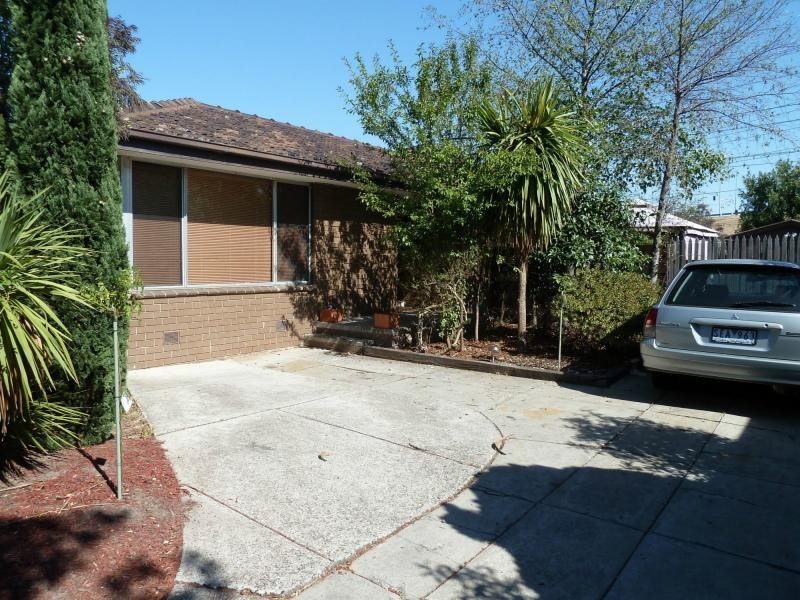 118 Sterling Drive, Keilor East VIC 3033