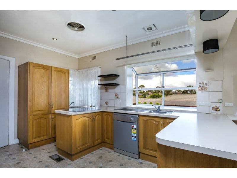 172 Spencer Street, Essendon VIC 3040