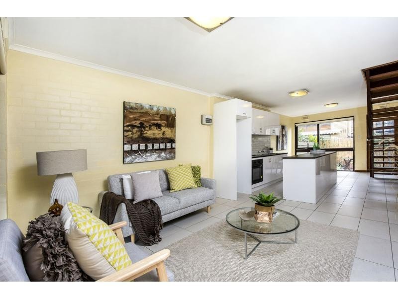 7/9 Grandview Avenue, Maribyrnong VIC 3032